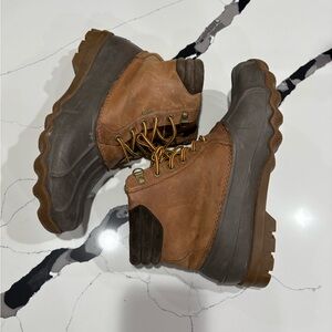 Men’s sperry duck boots sz9 men’s